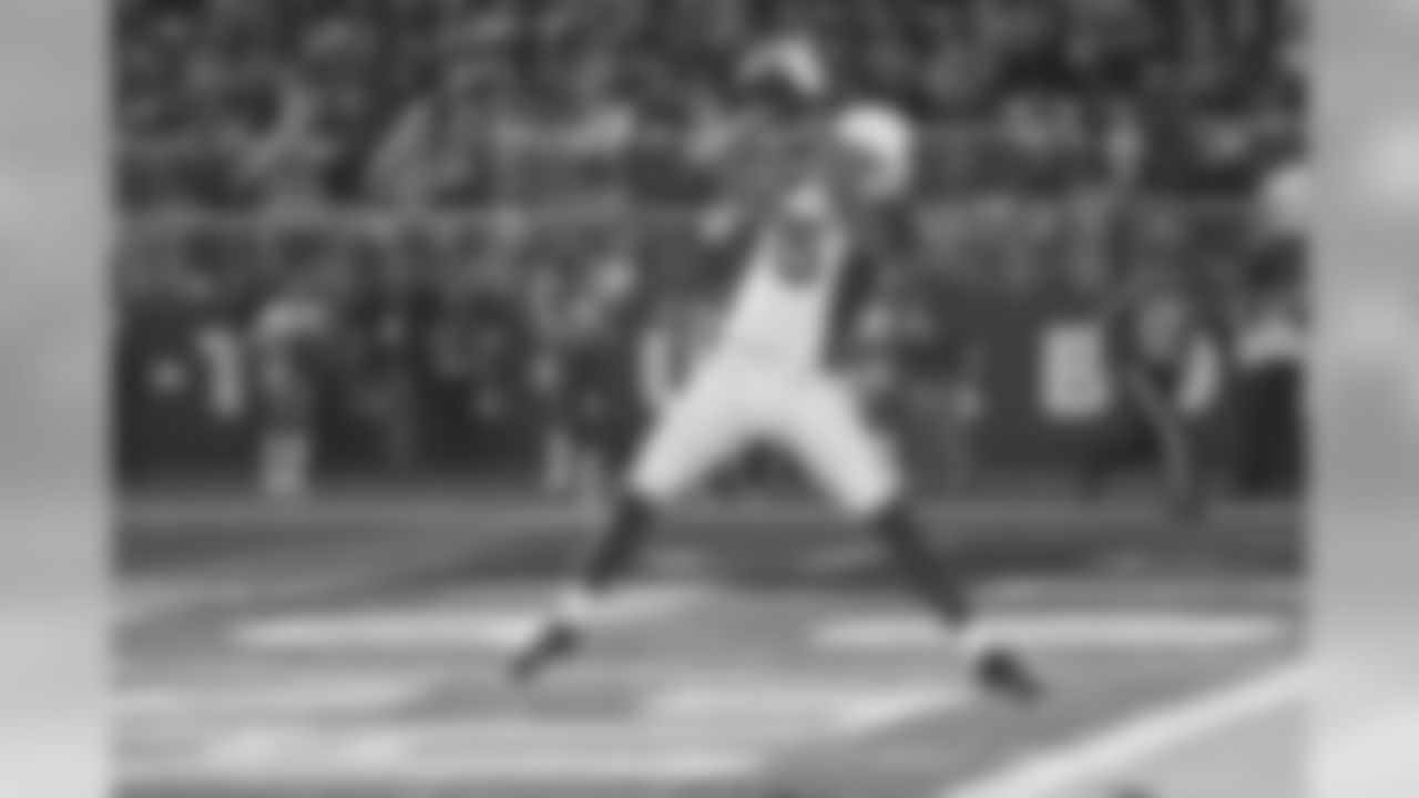 WR Michael Floyd wide open in the end zone on a flea flicker