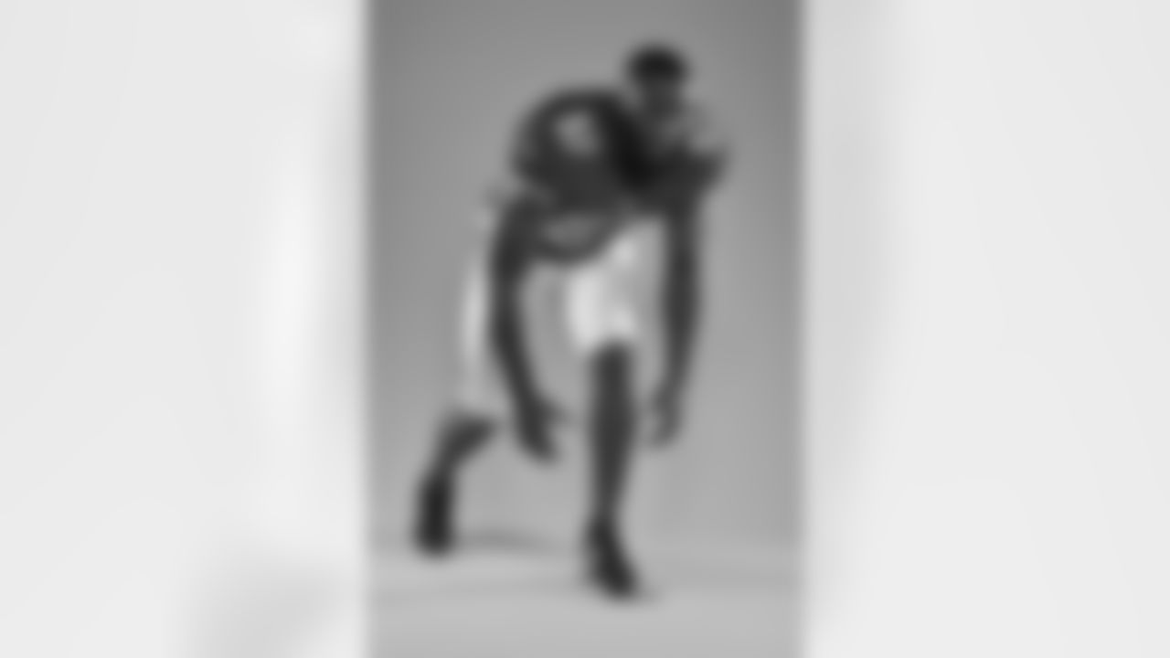 LB Alex Okafor