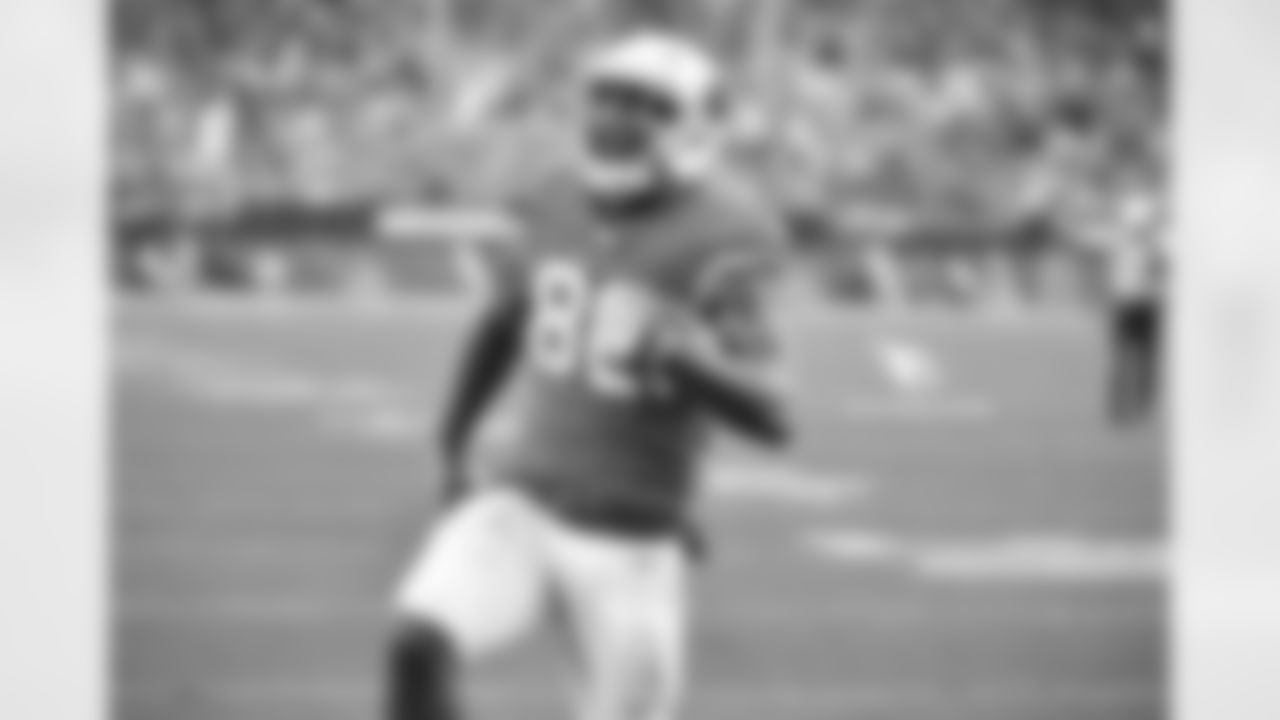 TE Ricky Seals-Jones