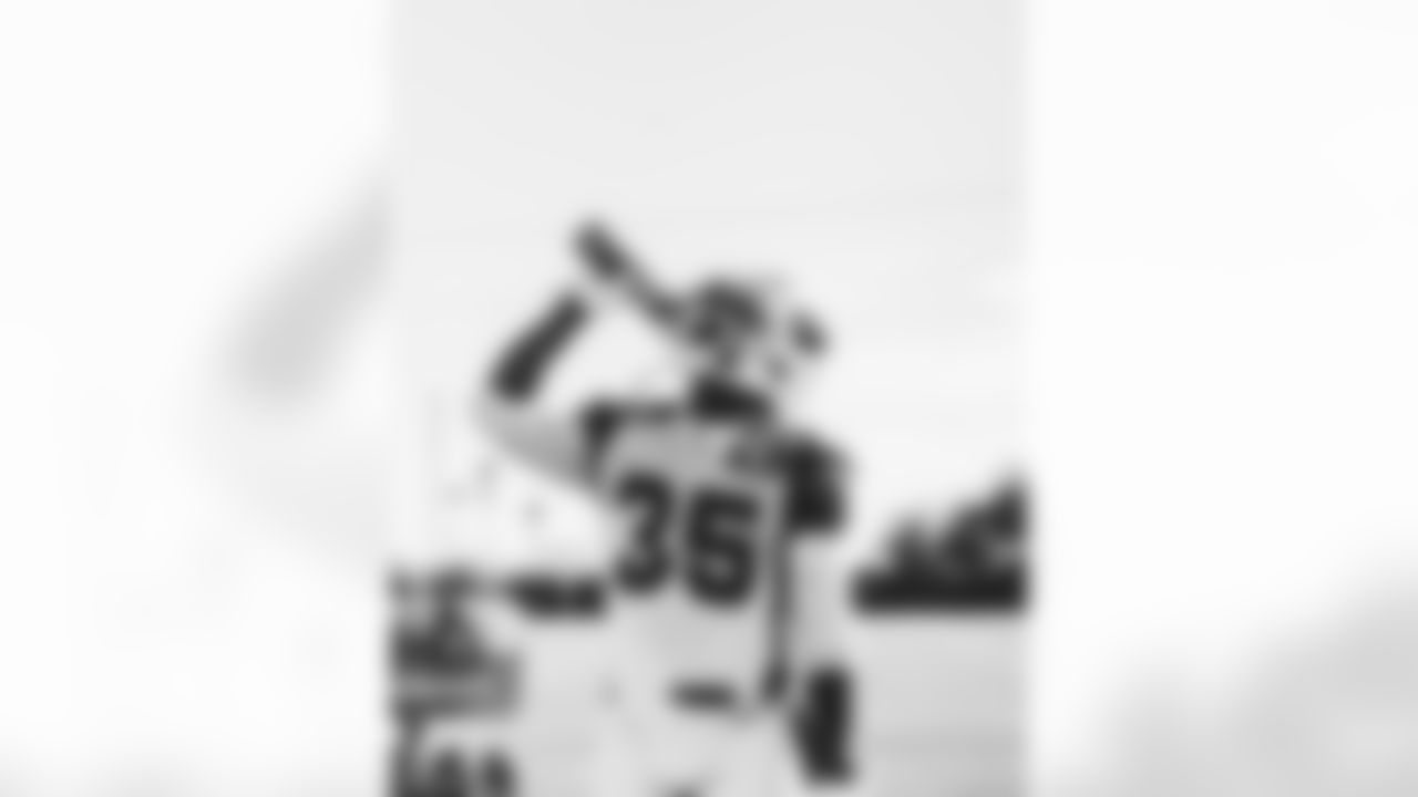 OLB Tahir Whitehead