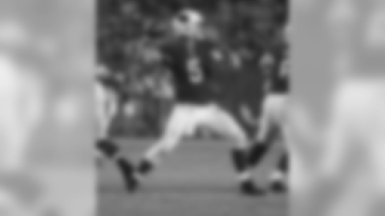 QB Drew Stanton
