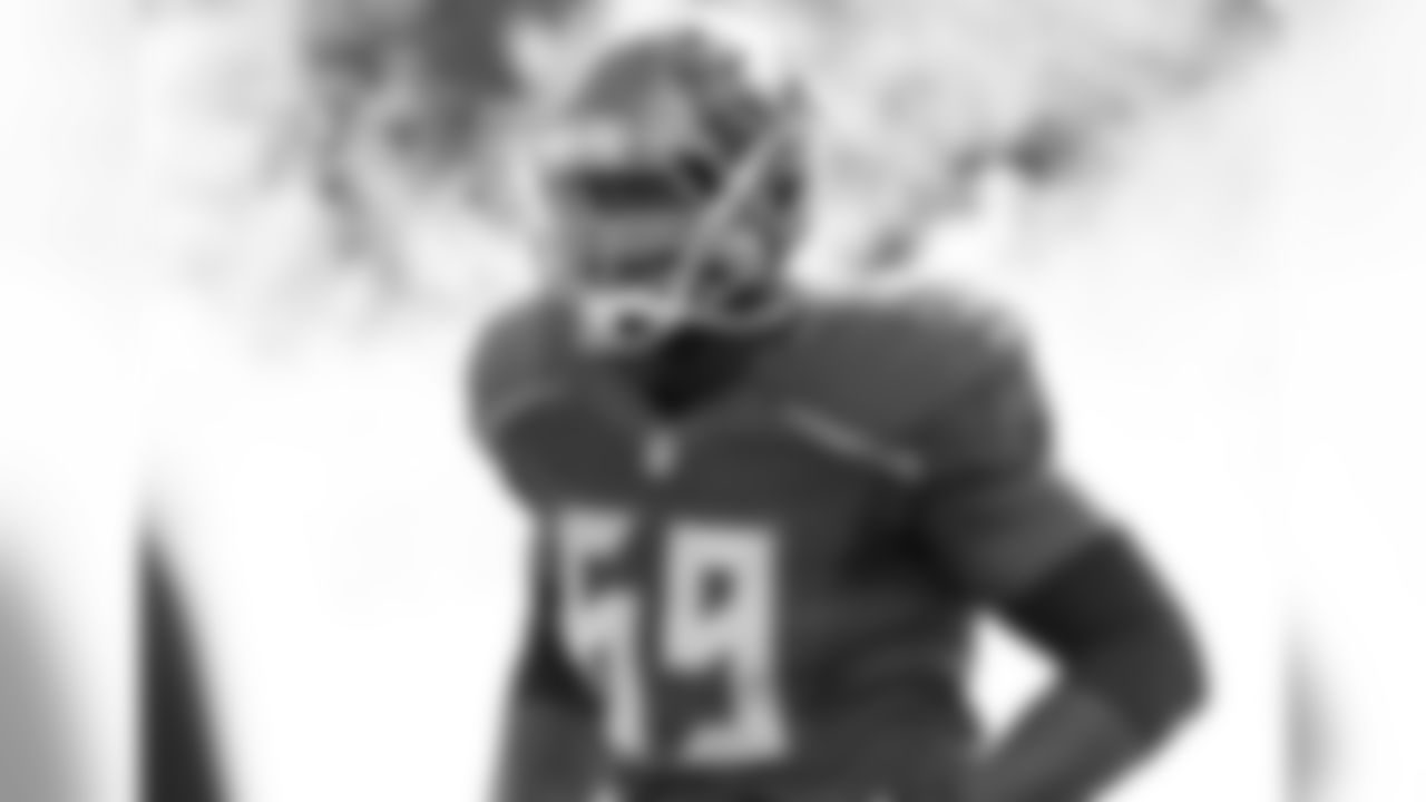 RT Demar Dotson