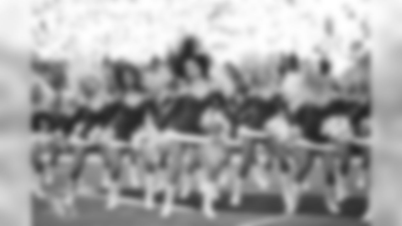 Images of the Cardinals cheerleaders during the Week 15 contest at State Farm Stadium