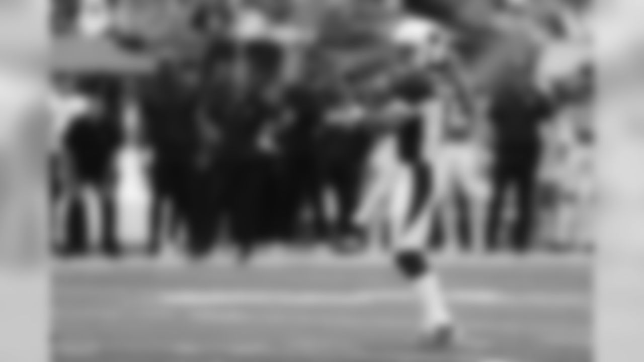 Cardinals quarterback Kyler Murray passes in the first half Bengals.