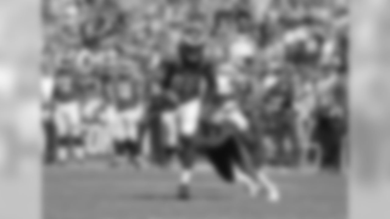 TE Zach Ertz