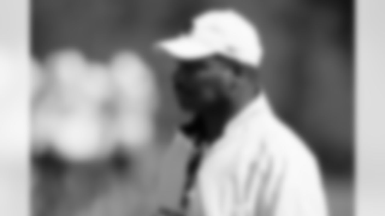 Running Backs Coach Maurice Carthon, Photo by Peter Vander Stoep