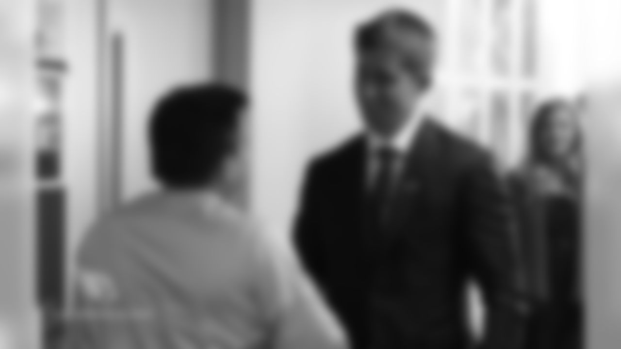 Rosen meets Michael Bidwill for the first time as a Cardinal