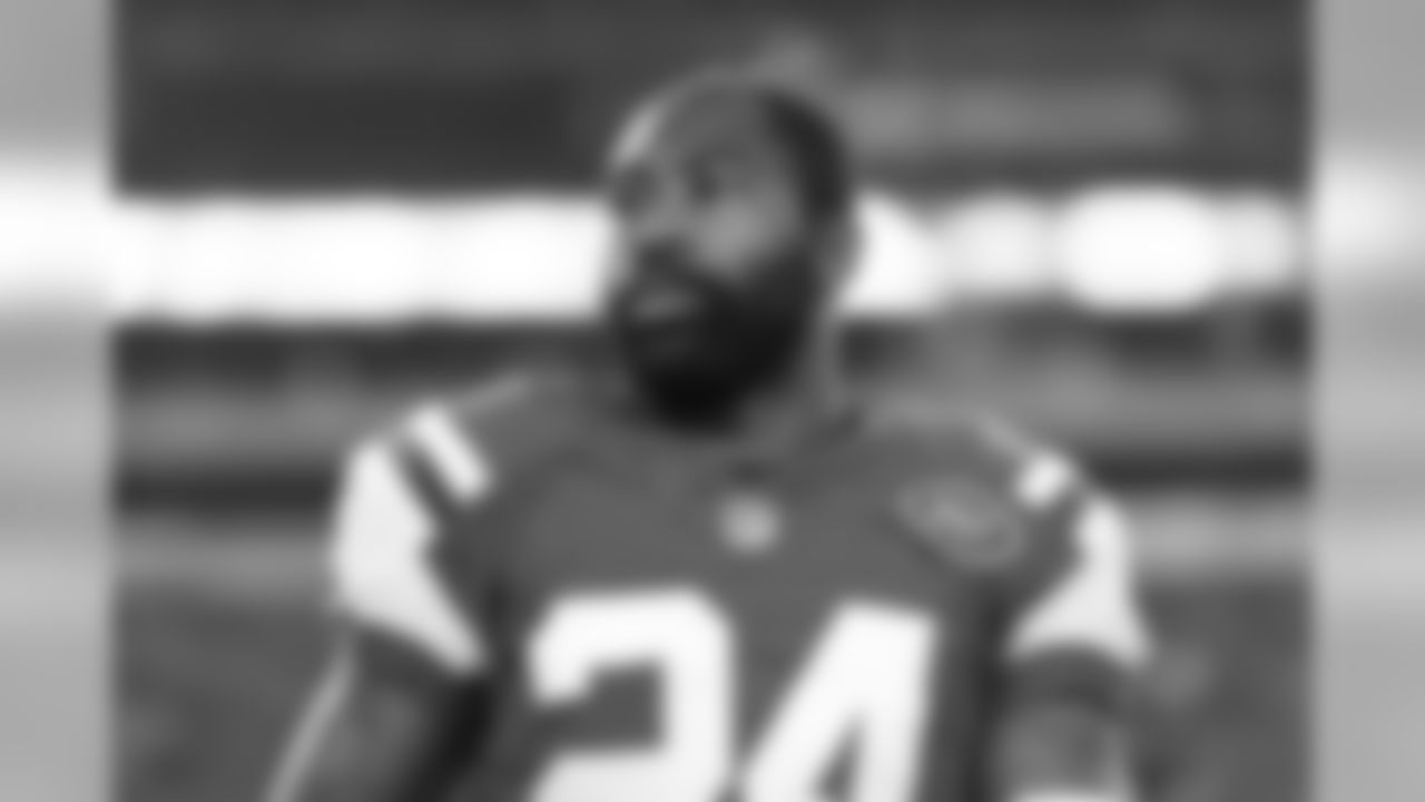 Darrelle Revis