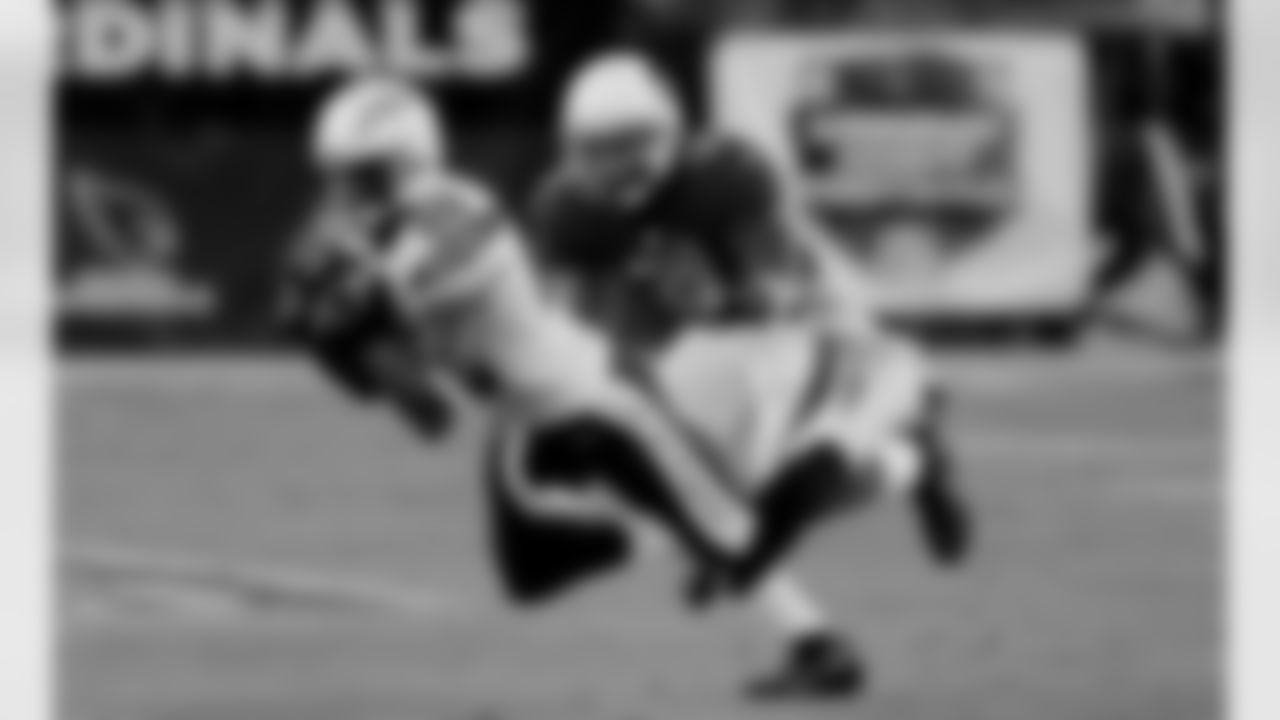 CB Antonio Cromartie covers Chargers WR Malcom Floyd