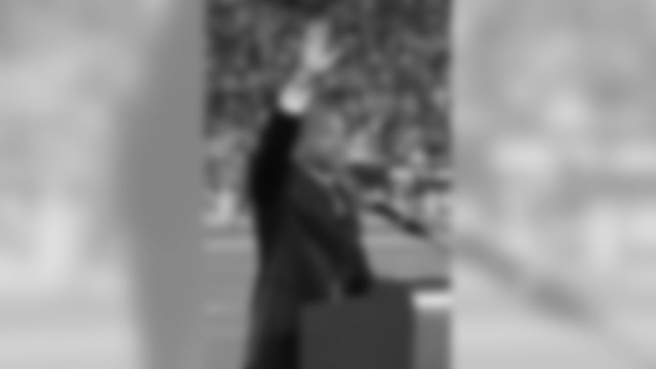 Aeneas Williams at his Cardinals' Ring of Honor induction in 2008.