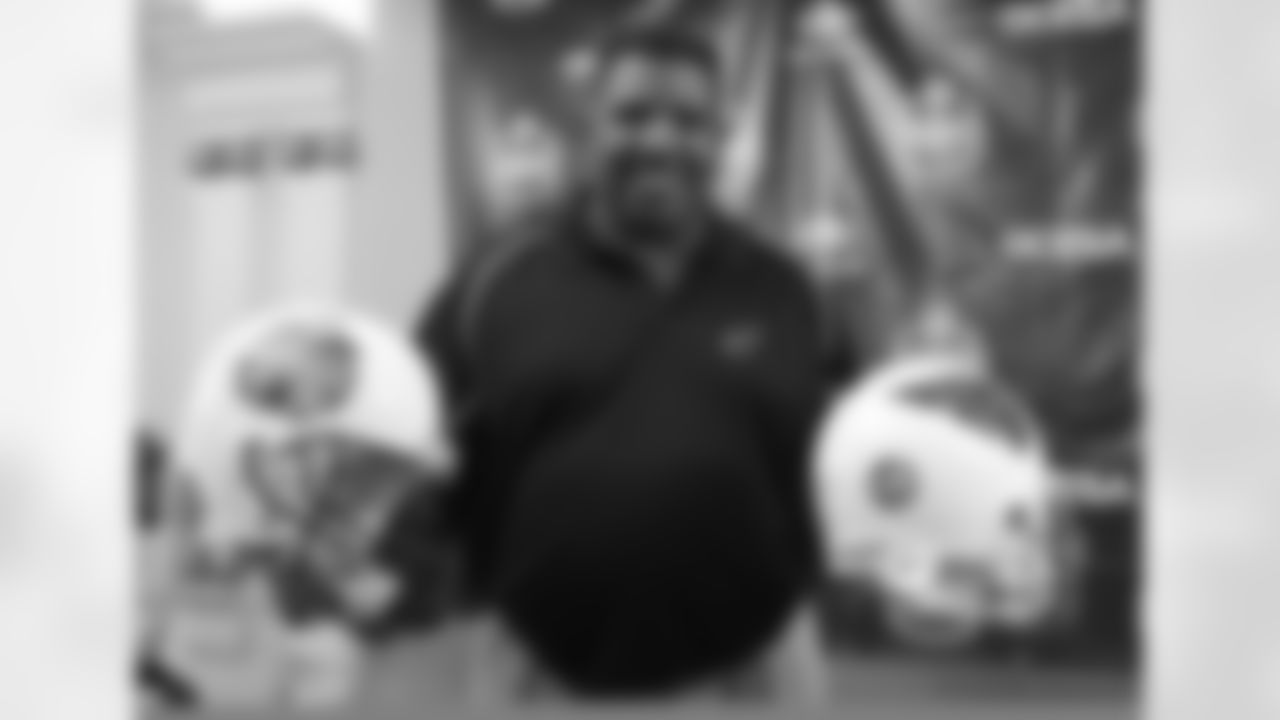 2005: Cardinals coach Denny Green in Mexico City