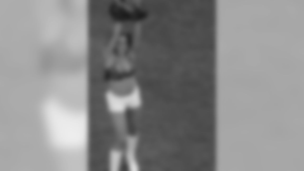 2007 Cardinals Cheerleaders at Games