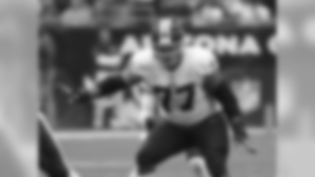 Guard Shawn Lauvao