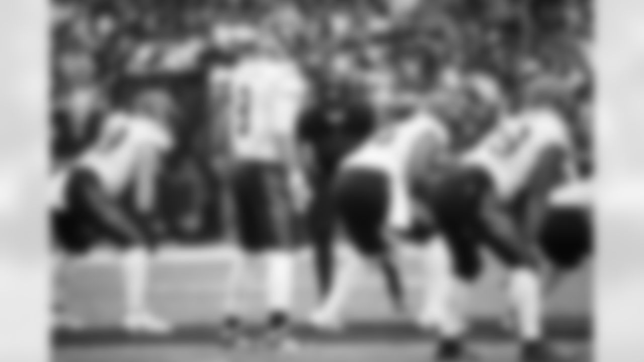 Arizona Cardinals linebacker Zaven Collins (25) during the Week 5 regular season game between the Arizona Cardinals and the Cincinnati Bengals on Sunday, Oct 8, 2023 in Glendale, AZ.