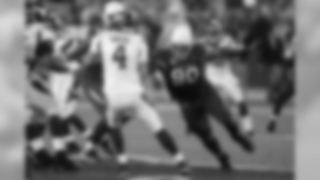 Closing in on Favre