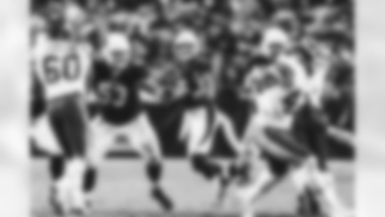 QB Chris Streveler