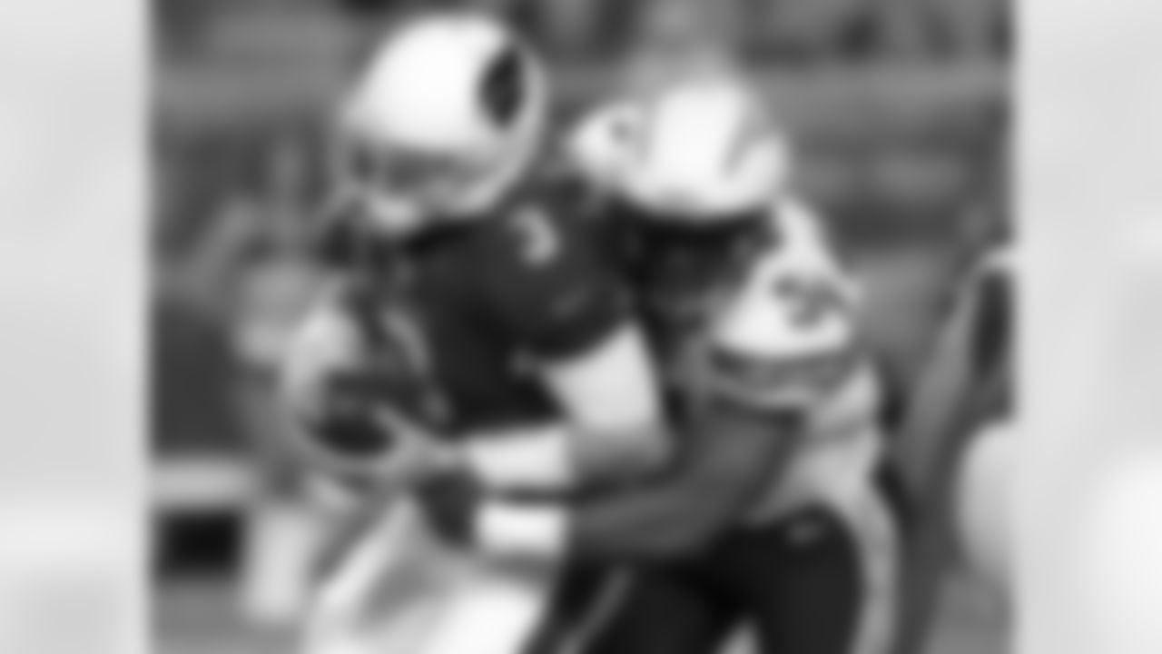 QB Carson Palmer is sacked