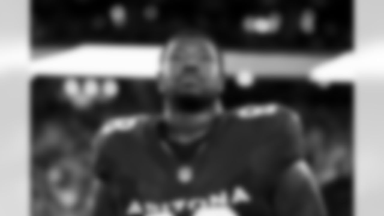Arizona Cardinals offensive lineman Kelvin Beachum (68) during the 2023 preseason game between the Arizona Cardinals and the Denver Broncos on Friday, Aug 11, 2023 in Glendale, AZ.