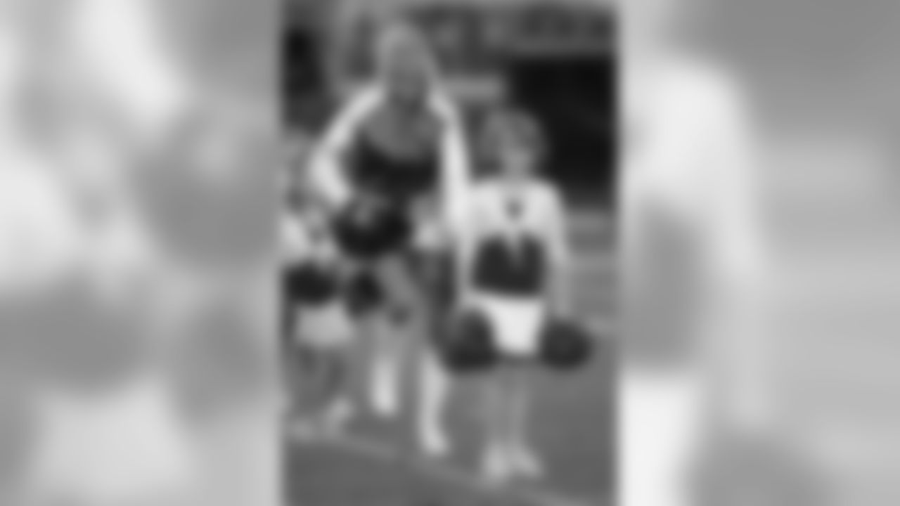Junior Cheer 2009