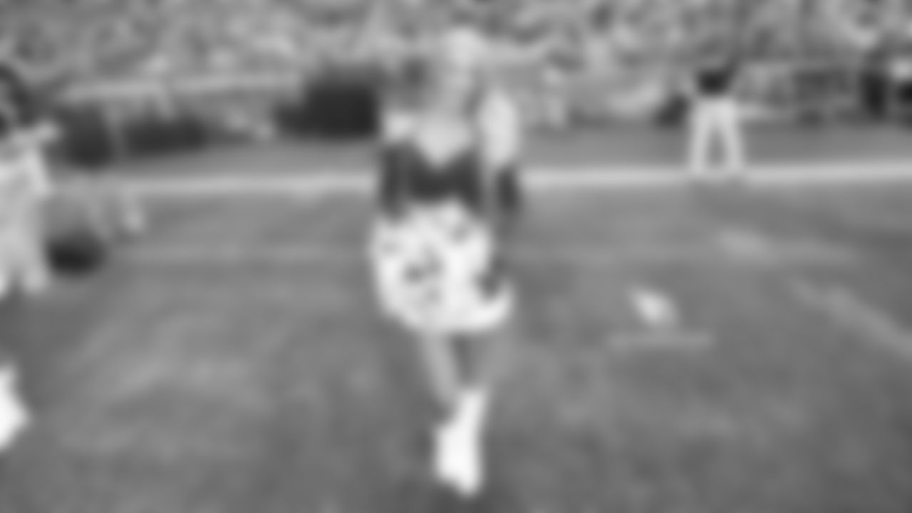 Images of the Cardinals cheerleaders during the Week 16 matchup at State Farm Stadium