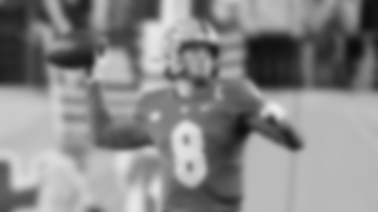 Pittsburgh quarterback Kenny Pickett (8) plays against Virginia during an NCAA college football game, Saturday, Nov. 20, 2021, in Pittsburgh. (AP Photo/Keith Srakocic)