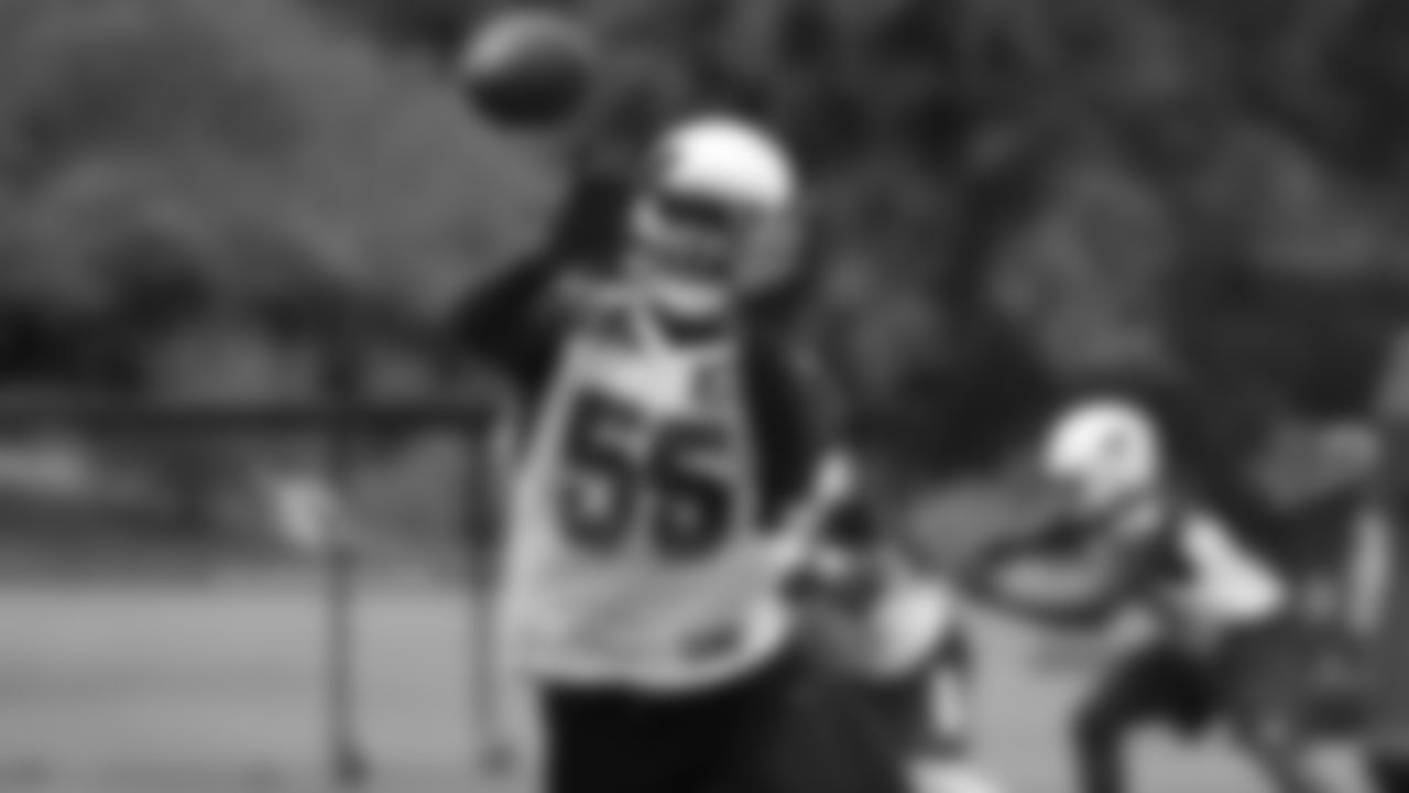 LB Chandler Jones