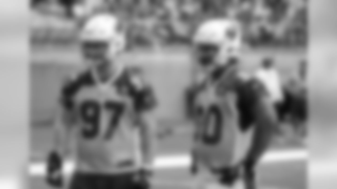 DL Josh Mauro and Robert Nkemdiche