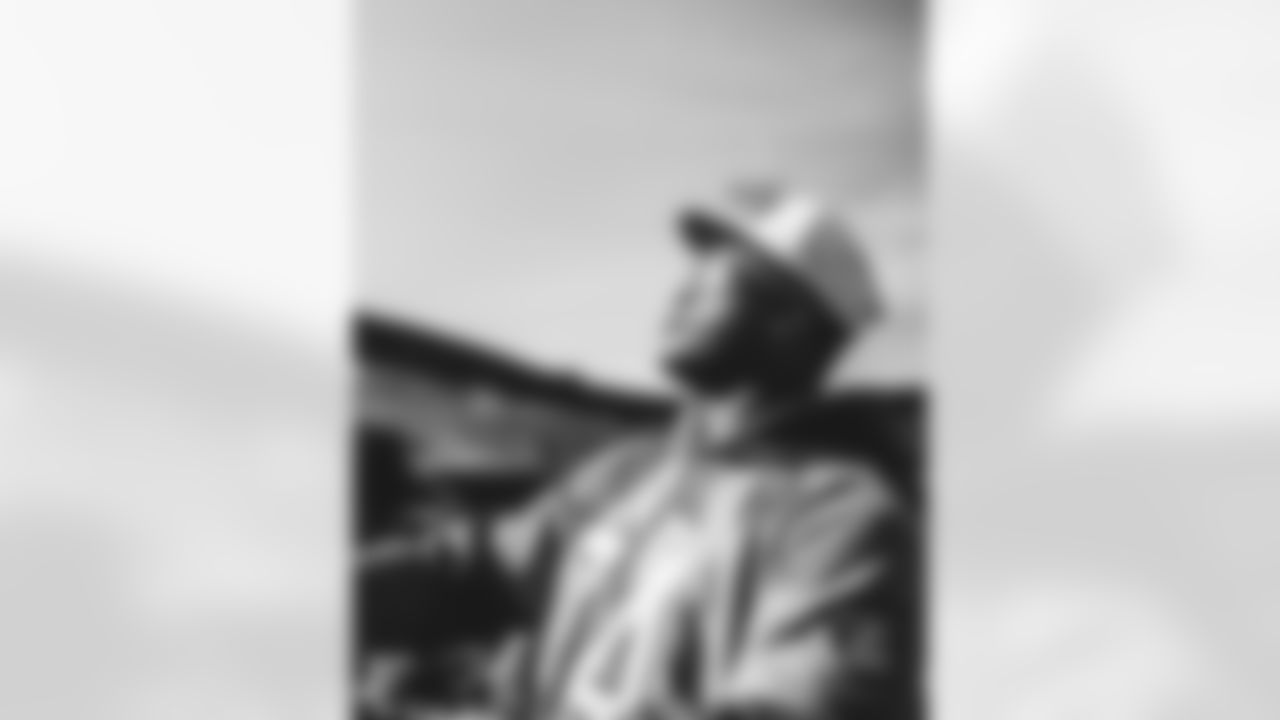 T D.J. Humphries