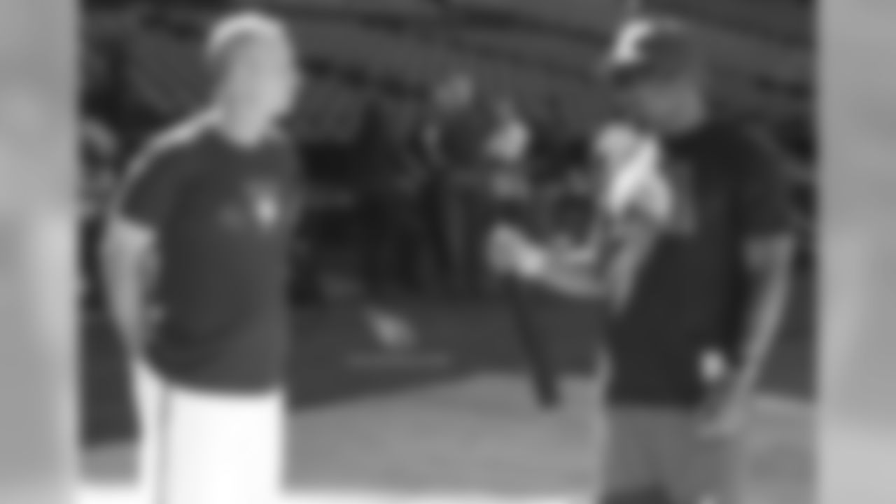 Talking with D-Backs manager Torey Lovullo