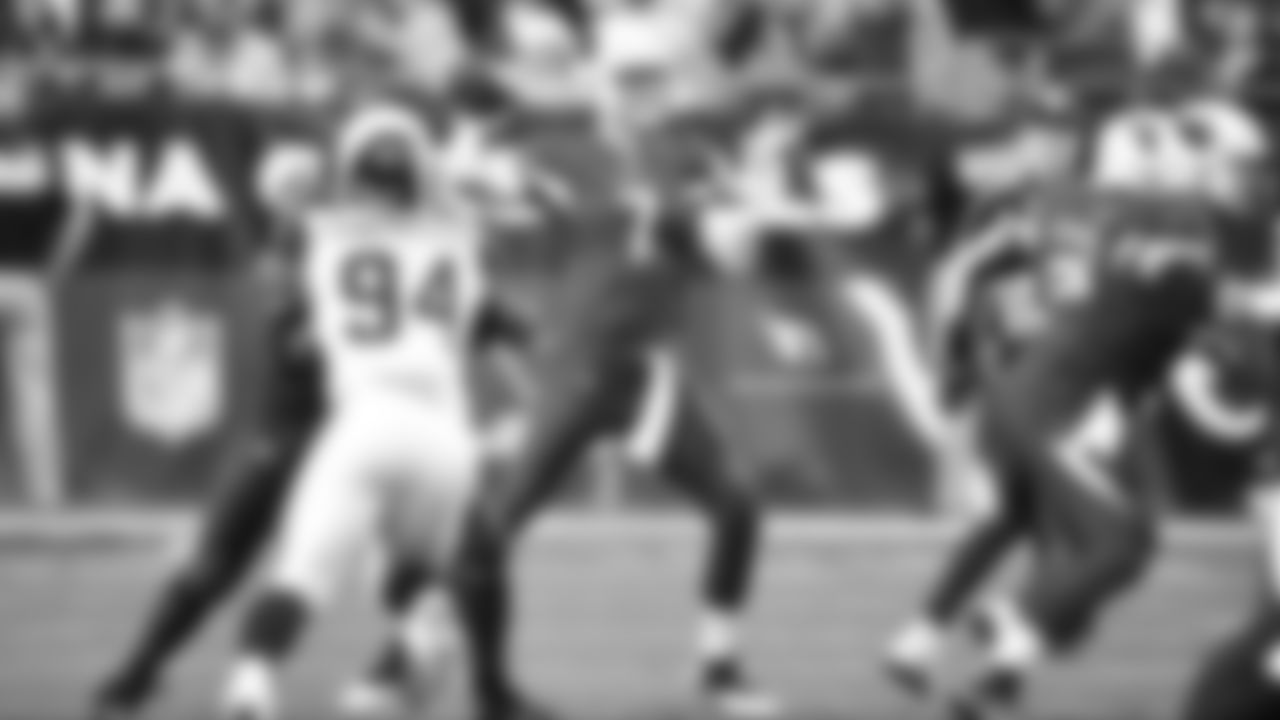 QB Mike Glennon: 15-of-21 for 174 yards, TD