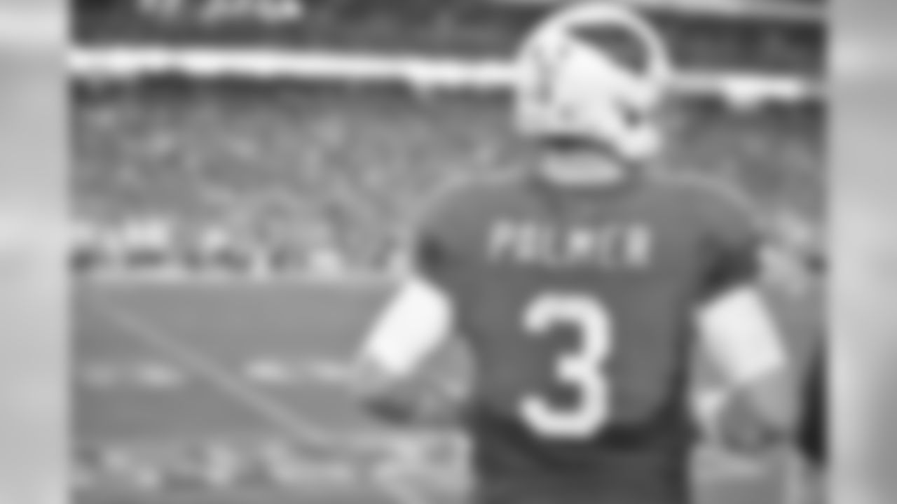 QB Carson Palmer against the Chargers
