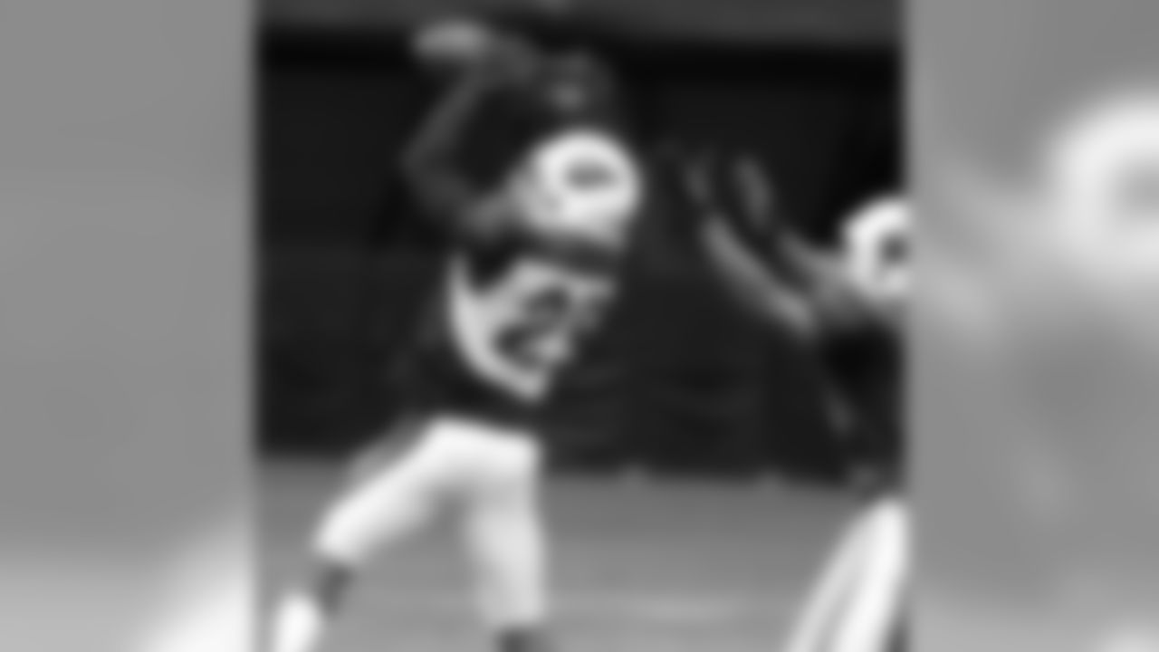 CB Jerraud Powers picks off a pass