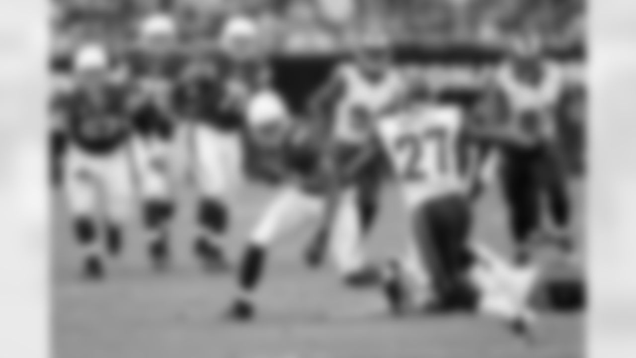 TE Rob Housler