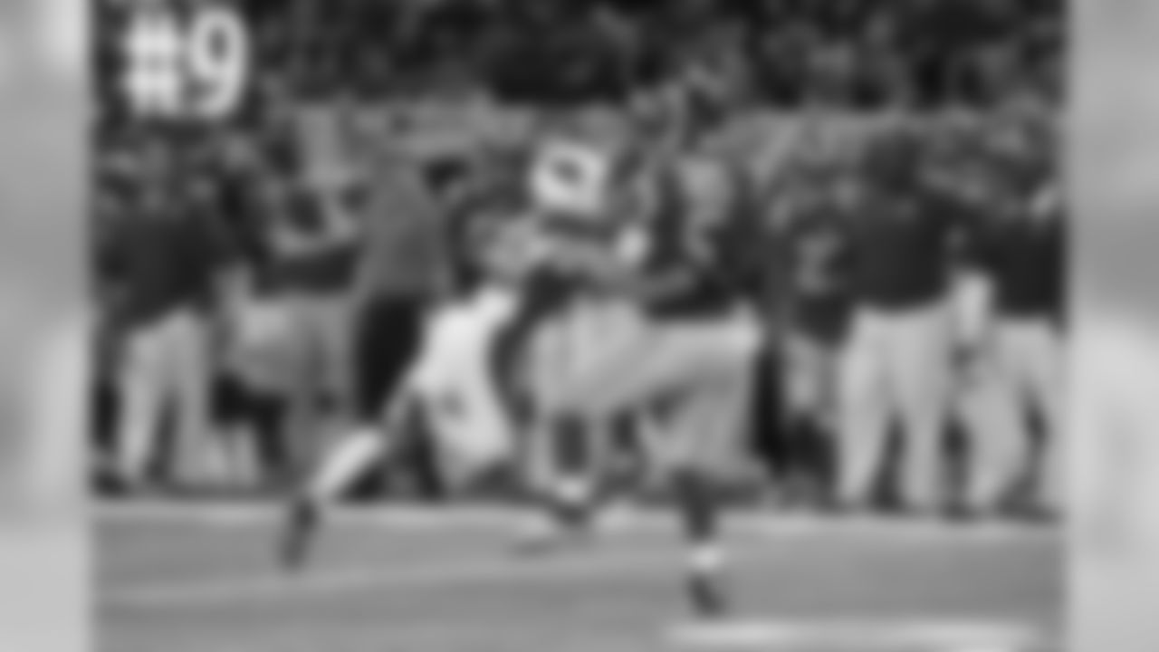 S Tyrann Mathieu pressures Rams QB Nick Foles