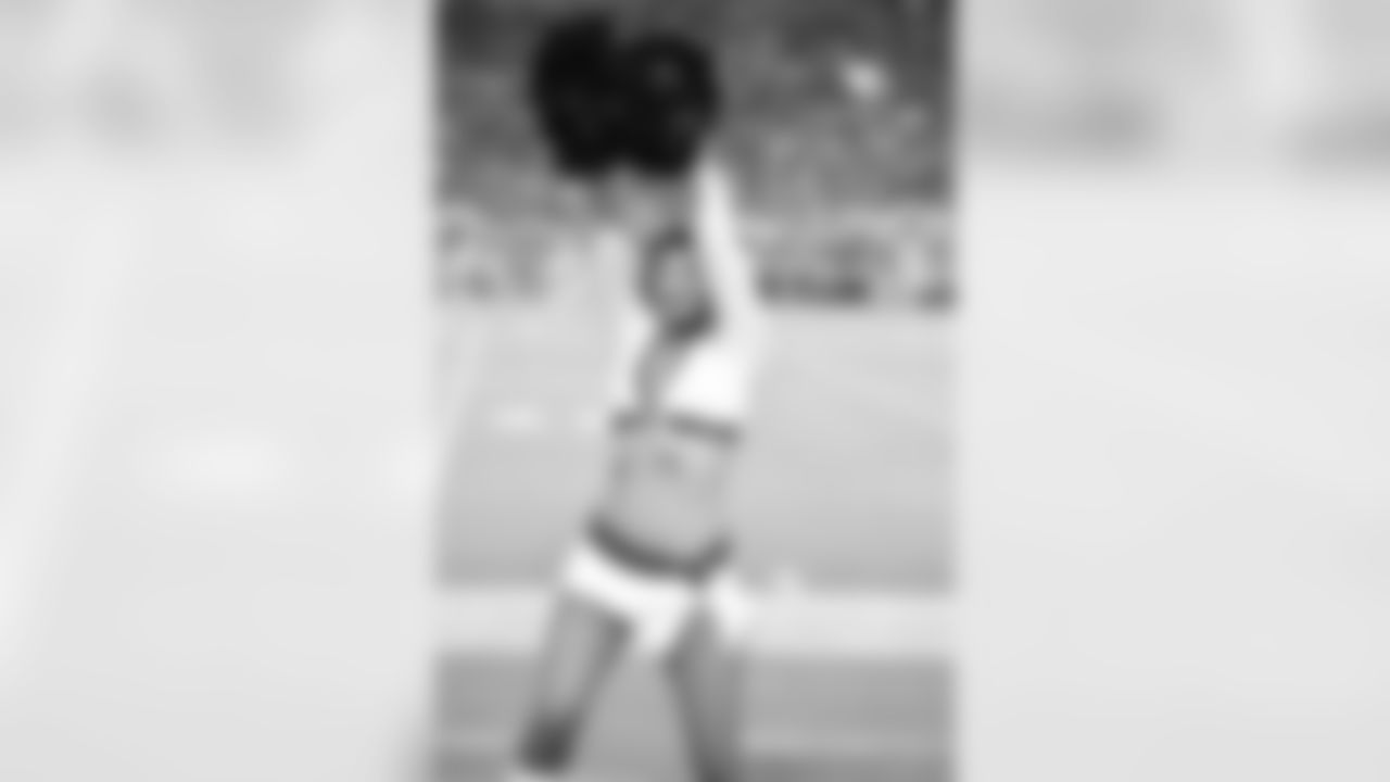 Images of Cardinals cheerleader Skye during the 2018 season