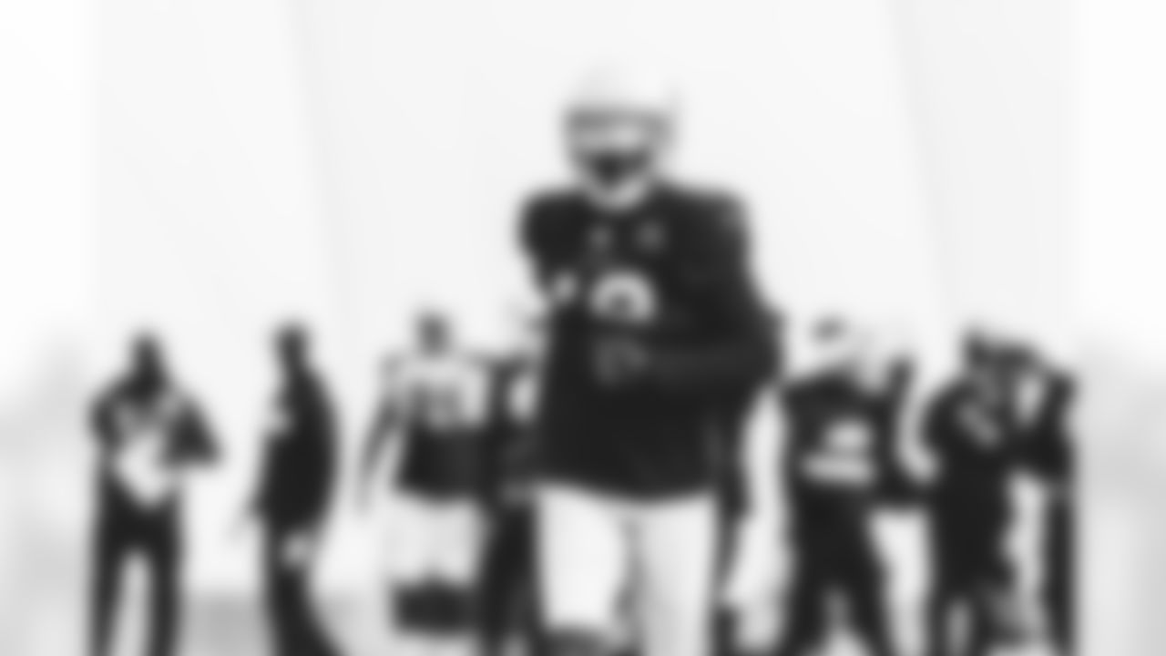 WR KeeSean Johnson