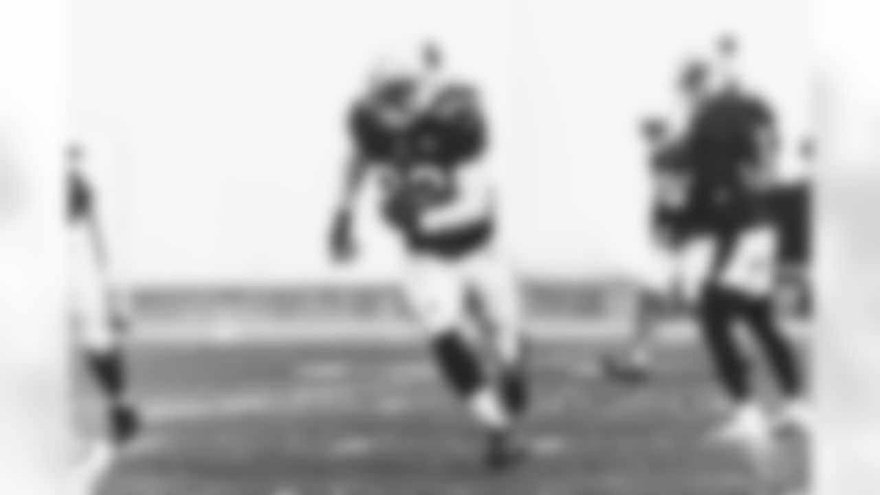 RB Jonathan Ward