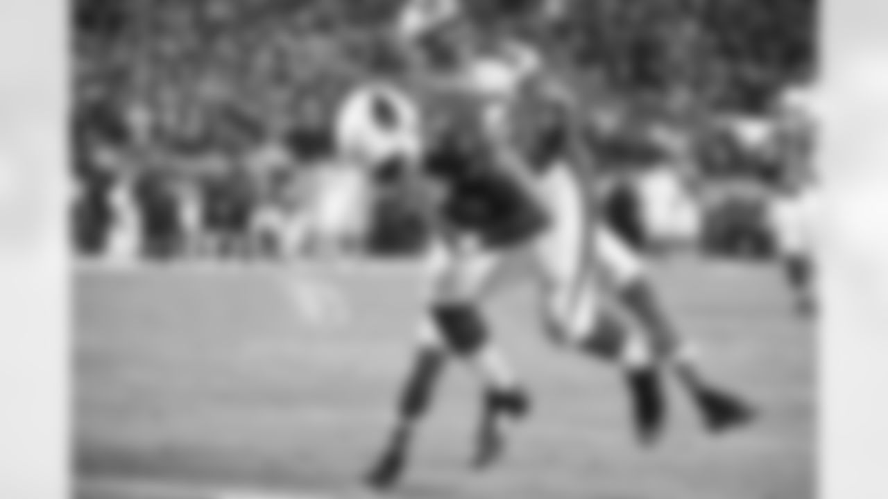 TE Darren Fells against the Panthers
