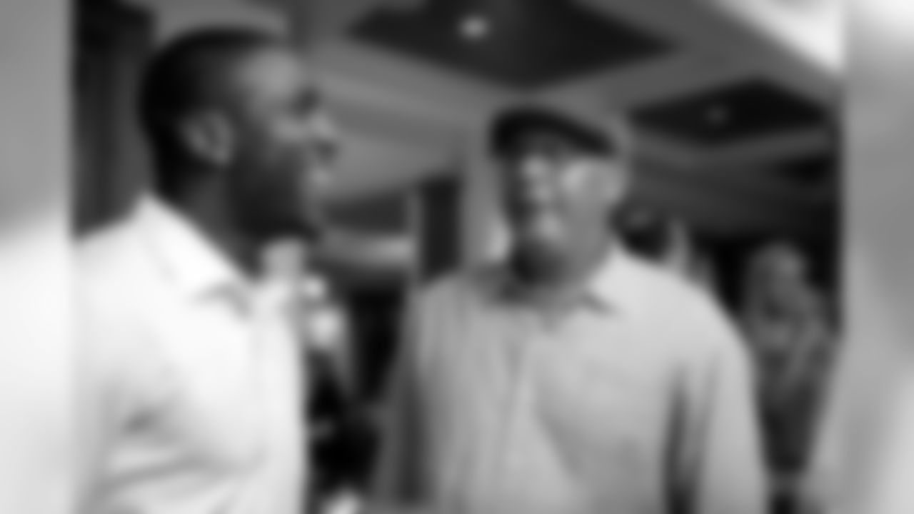 Patrick Peterson and Bruce Arians have a chat. (Mo Davis)