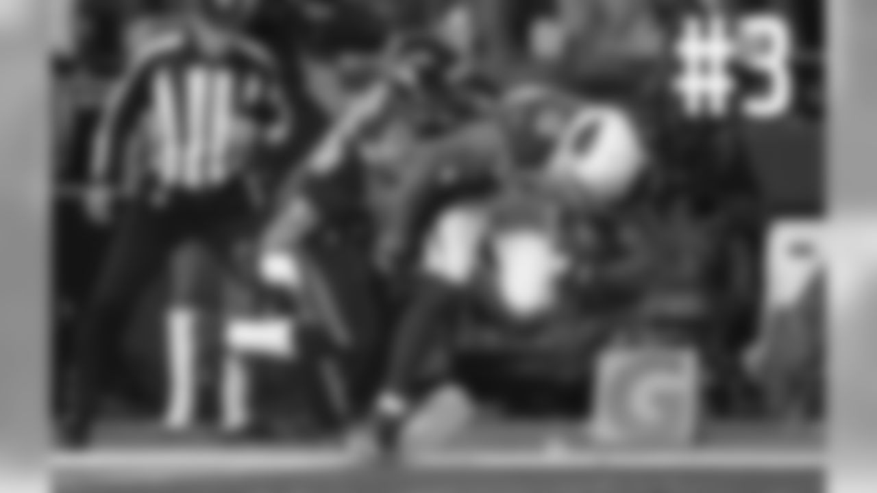 WR Michael Floyd scores his second touchdown