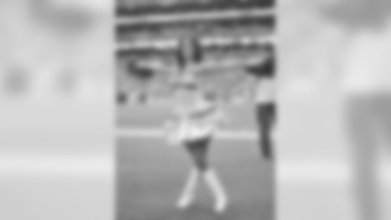 Images of the Cardinals cheerleaders at the Cards-Falcons game.