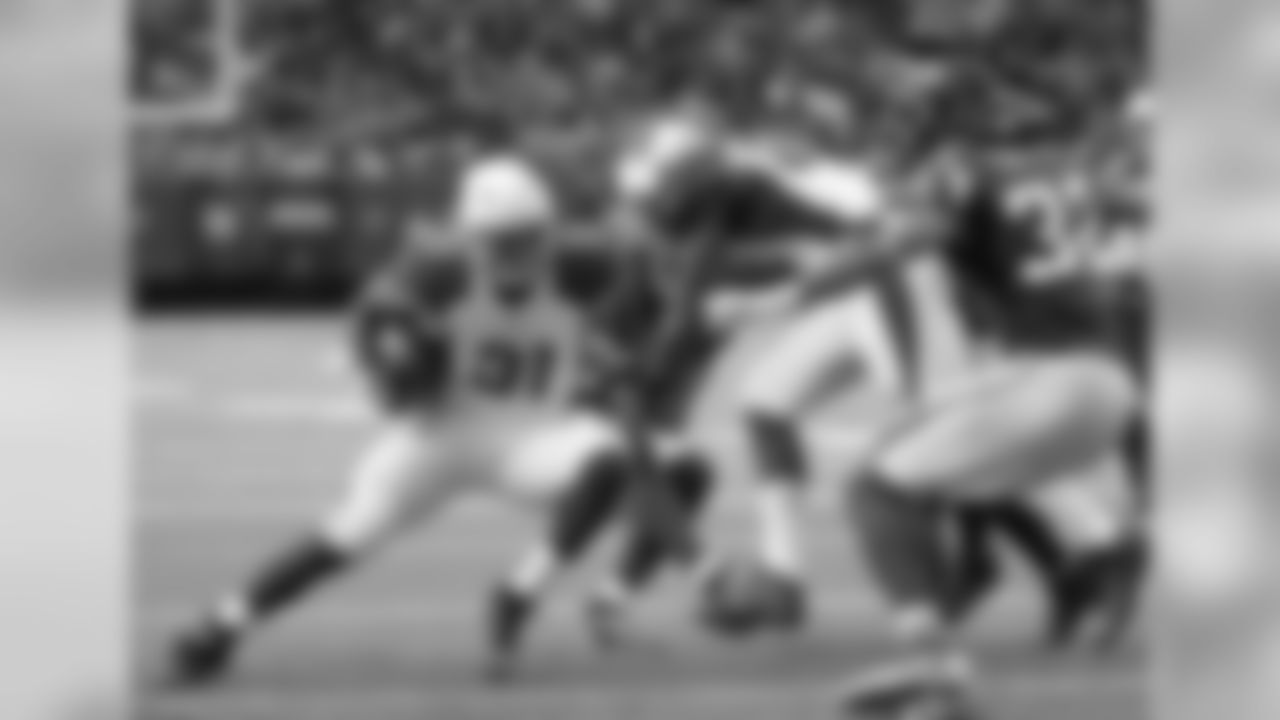 RB David Johnson makes a cut
