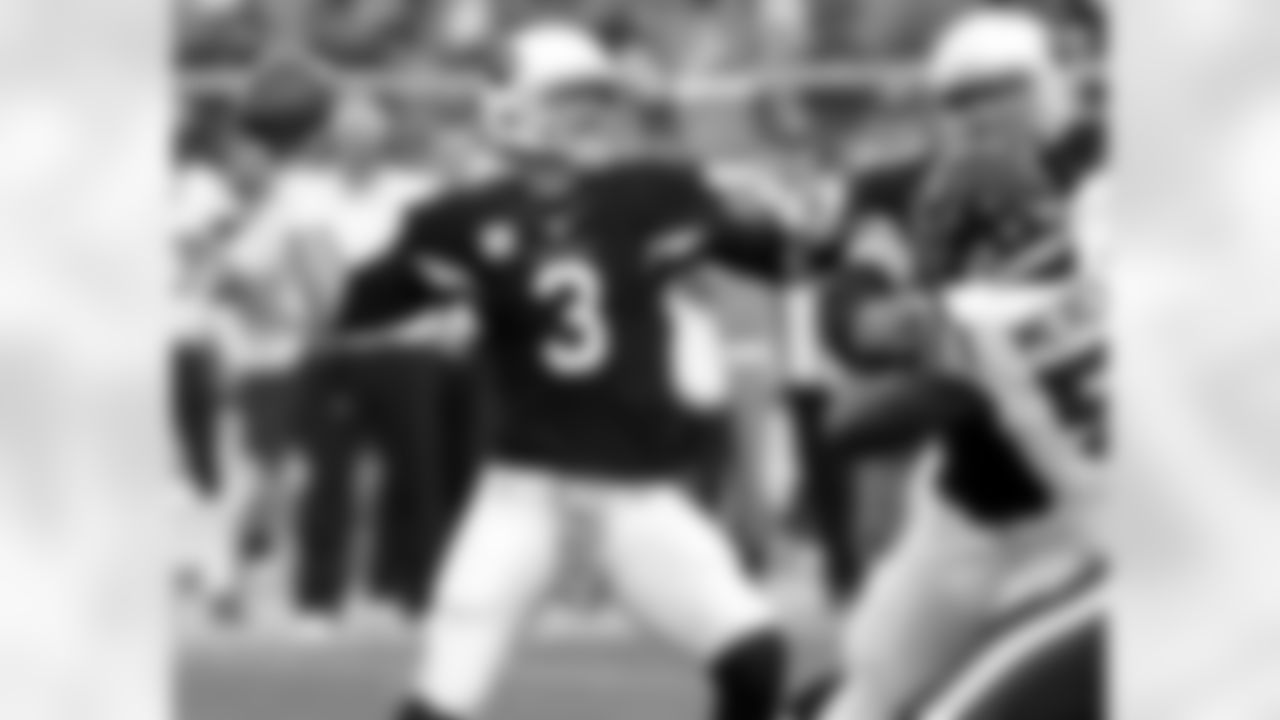 QB Carson Palmer attempts a pass.