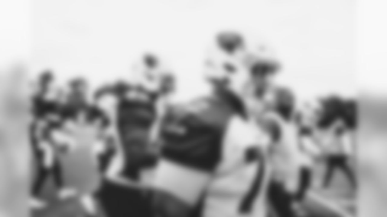 DL Miles Brown
