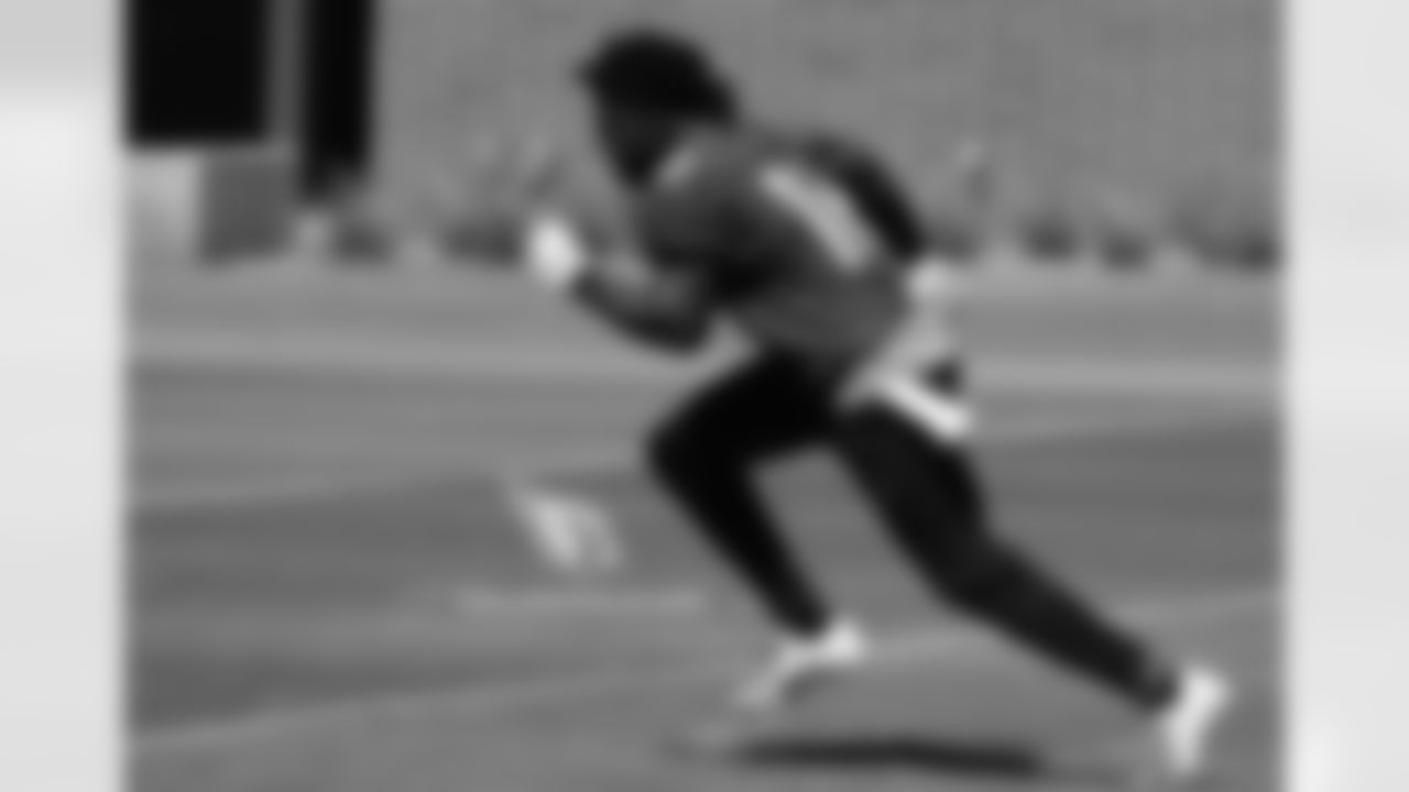 WR Chad Williams