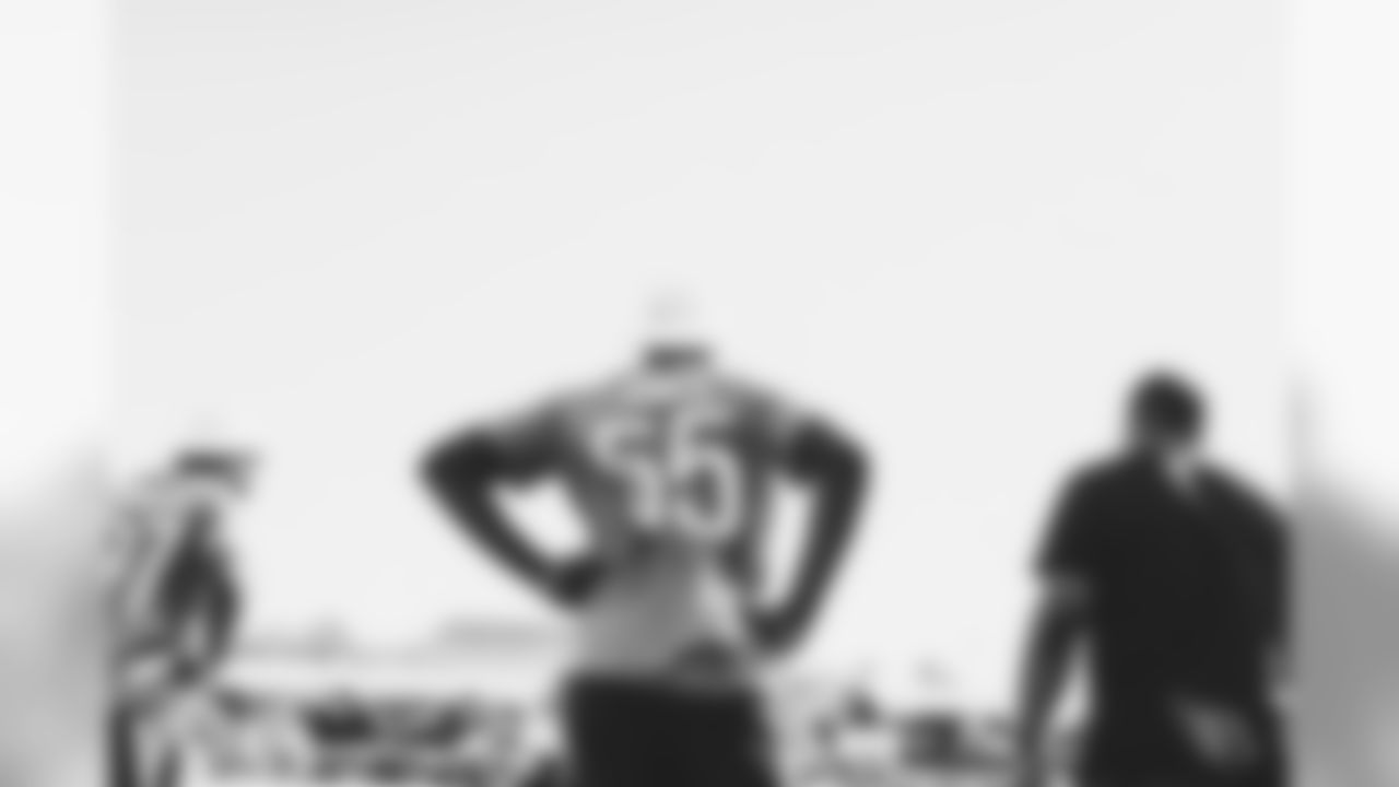 OLB Chandler Jones at Saturday's Pro Bowl practice