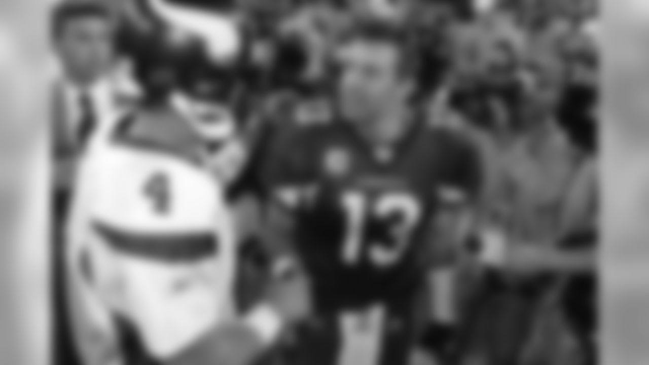 Warner and Vikings QB Brett Favre