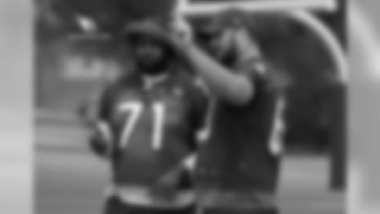 T Andre Smith (left) and T Will Holden