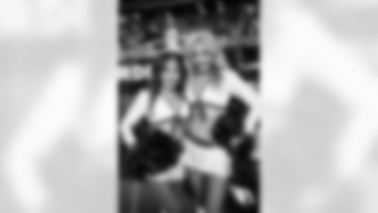 The Arizona Cardinals Cheerleaders during the game against the New England Patriots on Monday, Dec. 12, 2022 in Glendale, AZ.
