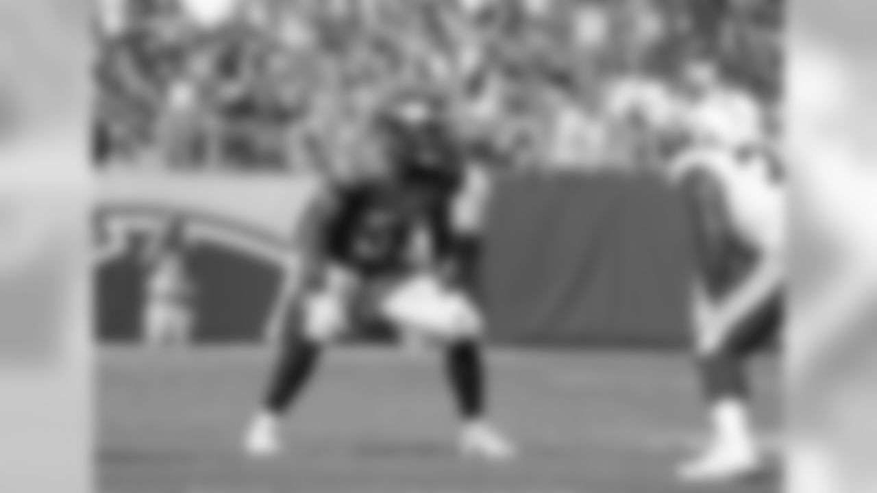 LB Nigel Bradham